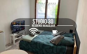 Studio 30 - Residence Beausejour - Fibre Wi Fi - Proche Centre Ville